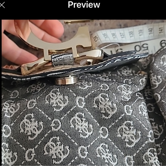 Guess crossbody bag Nwot super cute! - Picture 5 of 8